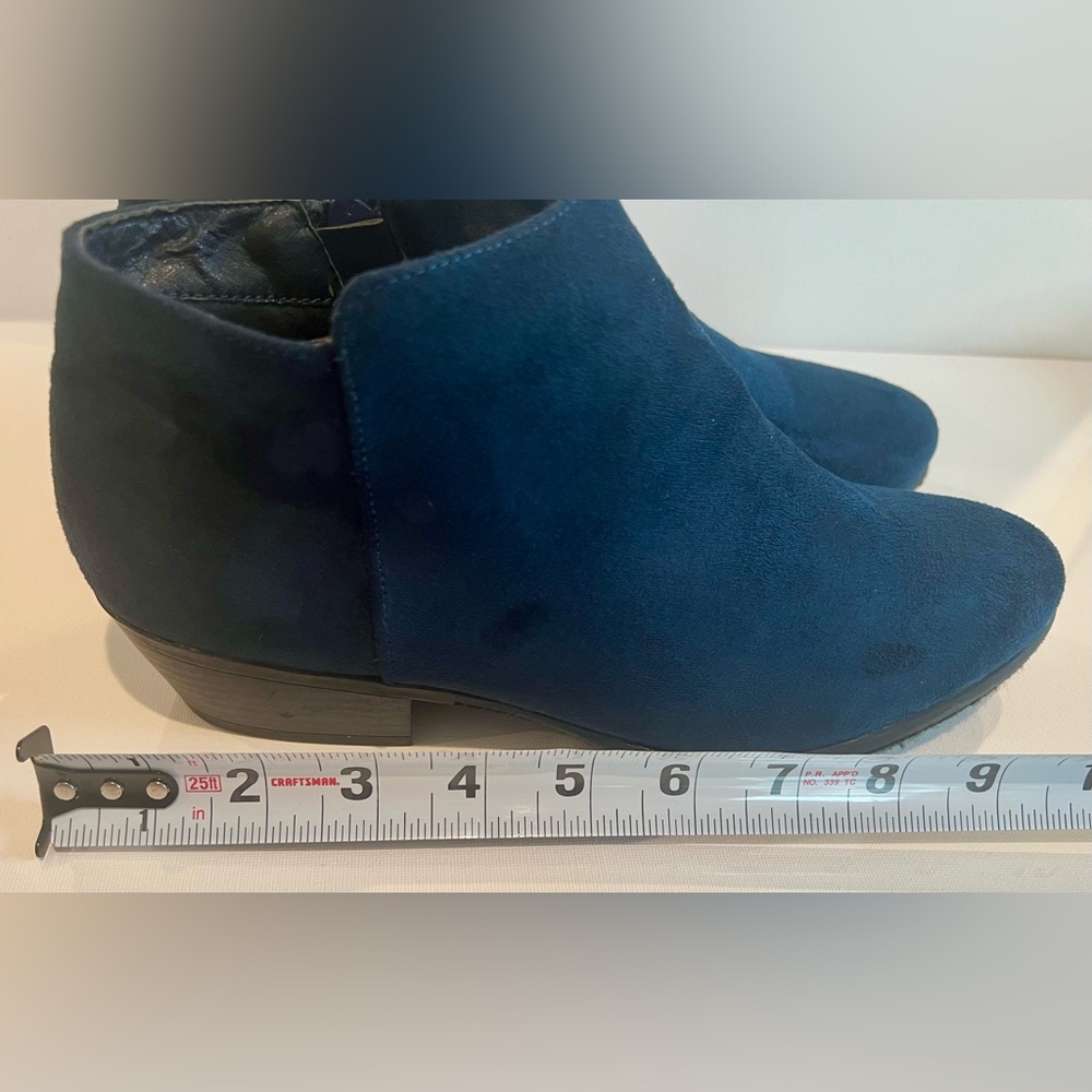 Refresh Suede Navy Ankle Booties Heel Zip Size 8.5 Women’s - Picture 3 of 11